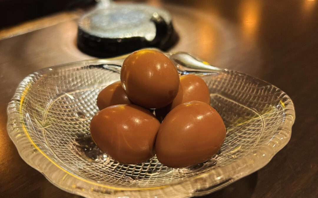 昨日は《燻製うずらの卵》仕込み